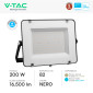 Immagine 4 - V-Tac Pro VT-200 Faro LED 200W Faretto SMD Chip Samsung IP65 Colore Nero - SKU 21418 / 21419
