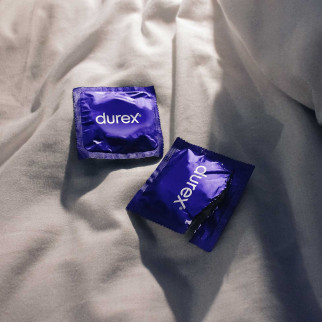 Preservativi Durex Sync con Forma Easy On Stimolante e Ritardante - Confezione da 10 Profilattici